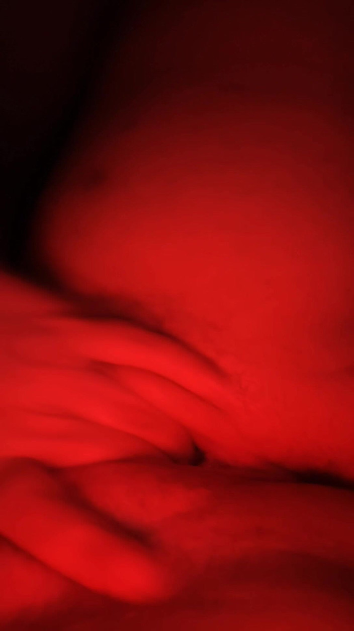 Minimo777: Fingrar själv tills jag sprutar