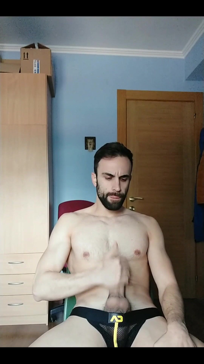 Zeus Ray: 내 방에 와서 내 Jockstrap를 입고 자위하는 방법 보기