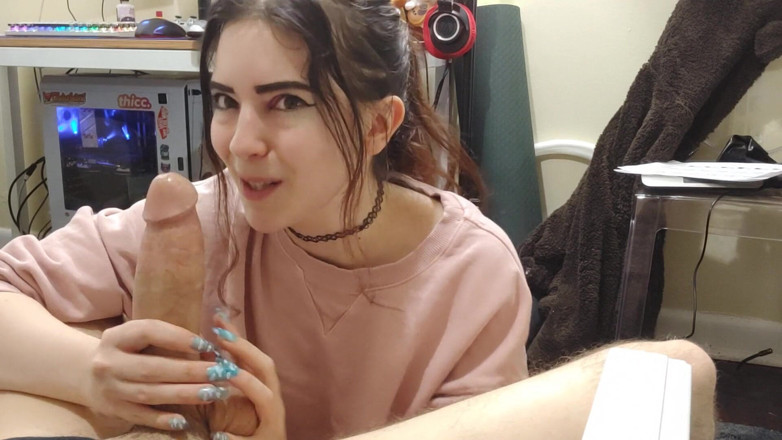 lilredvelvettt: Kult wielkiego kutasa