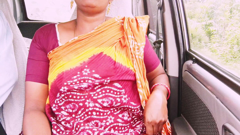 Telugu honey lips: Telugu madrastra en coche largo en coche para sexo con...