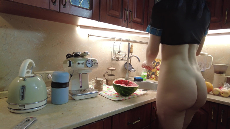 LoveHomePorn: Adoro succhiare il cazzo del mio patrigno