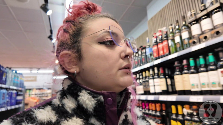 All You Can Fetish: Plump Chick Burps at the Supermarket Embarrassing Public Display