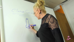 NN Girls: 耶琳娜你的热辣老师。