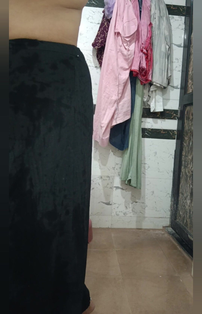 Priyahot77: Priya, bhabhi, grosse chatte