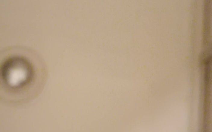 Ed Eden: Cumming Shower