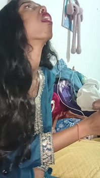 Principal Apne Kamsin Paraphrend Ko Uske Sath Itni Jordar Chudaee Karne Ke Lie Bulati Hoon