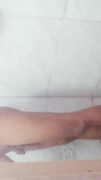 Watching Father in Law's Naked Bath
