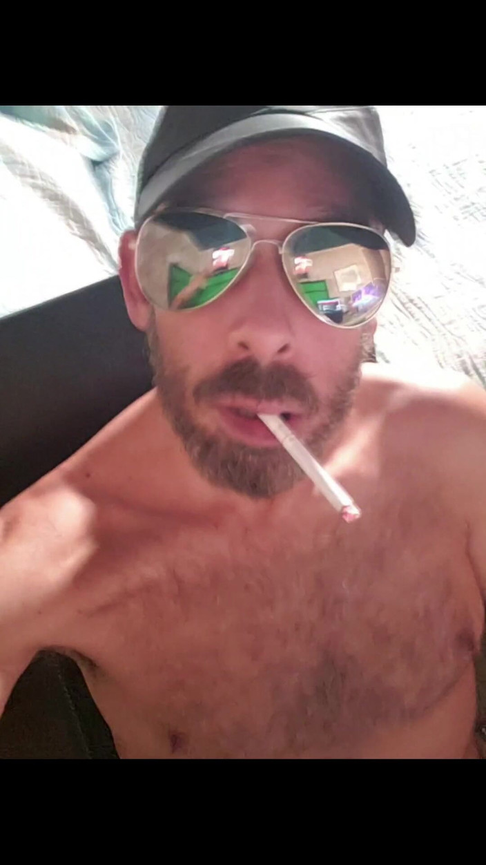 BBIG: Güneş gözlüklü nakit ustası vuruşu