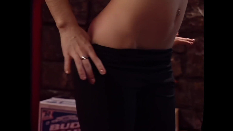 Blitzporn: Brandi Lyions: brunetka, wspaniała, dobrze zerżnięta w dupę