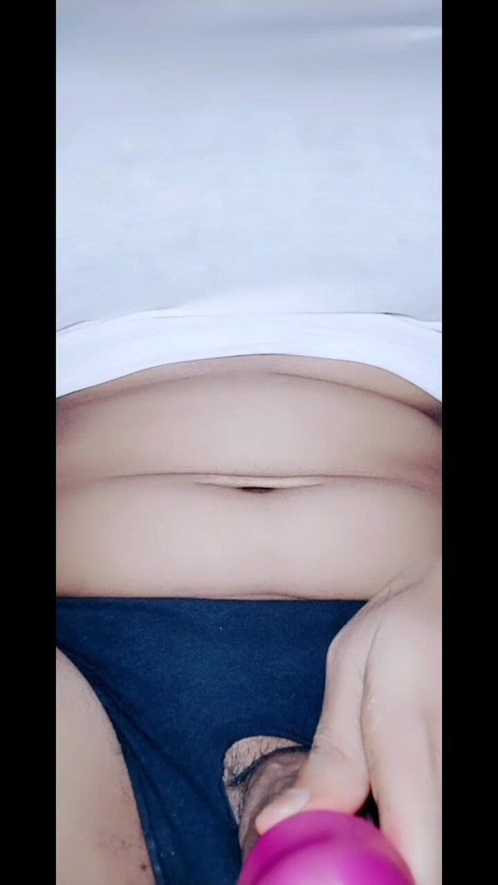 maddddyMax: Grosse bite, éjaculation jusqu’au dernier