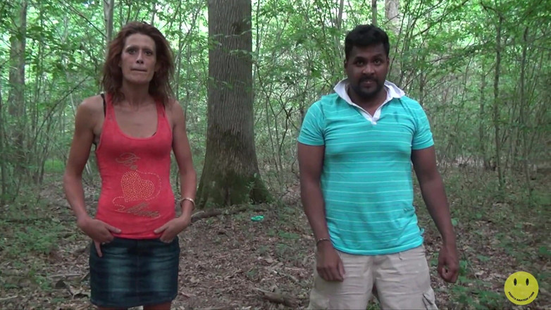 French Amateur Porn: Ginger Aurelie wurde zu dritt in Hood gefickt
