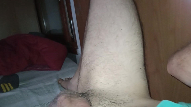 Lo Zborro: Ma quanto sei una puttana? Tu non ti vergogni?