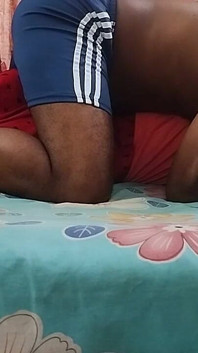 Adik tiri desi bertetek besar ditipu untuk menunggang zakar