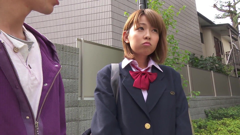 Caribbeancom: Japanese girl coming back from classes gets facialized and creampied...