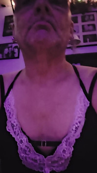 Sissy April