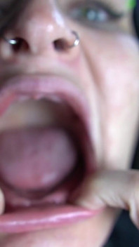 Оновлений mouth tour