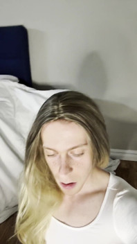 Liten femboy tonåring knullad hård anal