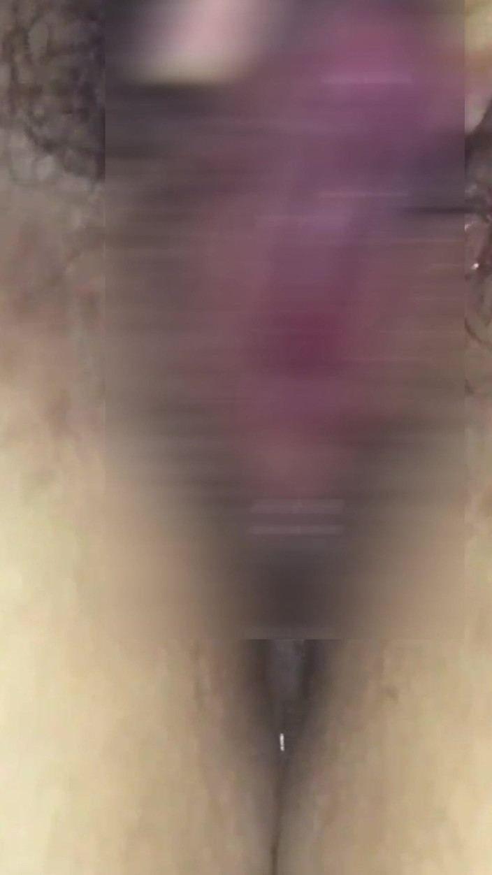 yellowsubmarine: Masterbating przed kamerą