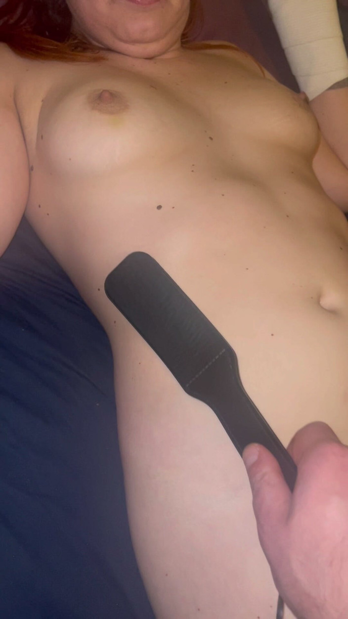 Elena917: Schlampe paddel Etikettierung