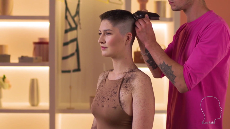 Euro Bald: Sophie