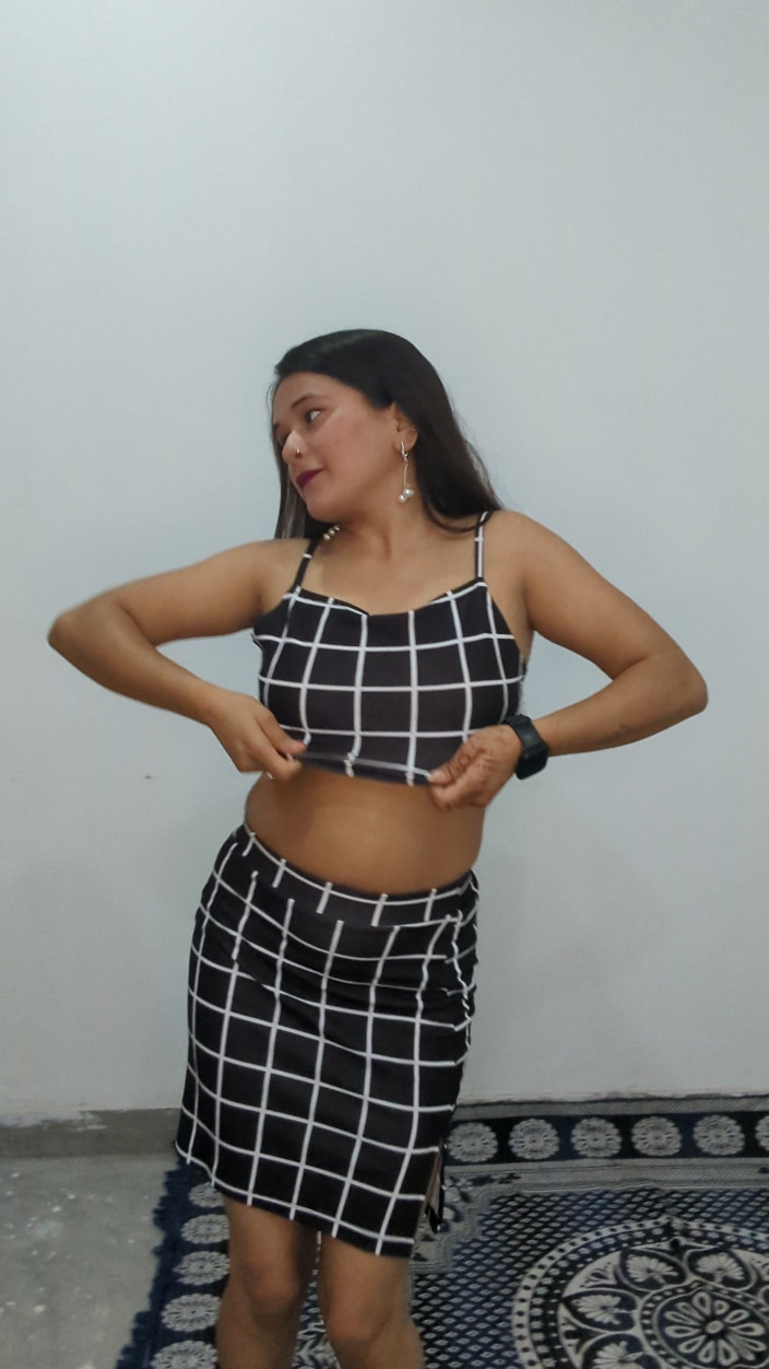 Pooja singh video: ワン・プージャ・ラワット