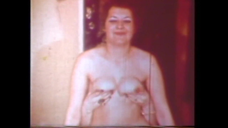 Vintage Megastore Full hd: Сексуальная лесбиянка-трахательница