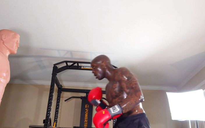 Hallelujah Johnson: Боксерская тренировка сак тренировка является полезным и эффективным методом фитнес-тренировки стимулирующих мускулистую.