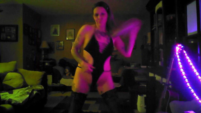 Aphrodity: Un cul sexy et coquin se fait défercer