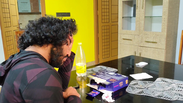 Vaigavarun45: Mallu 룸메이트와 섹스