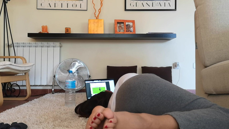 Miss Lith Domina: Feet Ignore