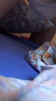 Ze hebben plezier in huis, willen ze verslinden met een pik en poesje