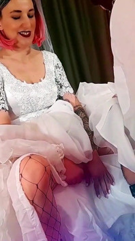 Doamna Angela rol de nuntă joc de încornorare