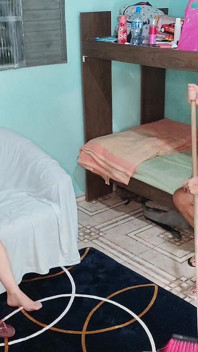 A Friend Decided to Test Her Husband in Front of His Wife