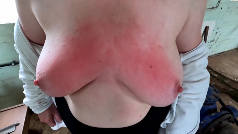 Bouncy Tits Action: Найкраще покарання за цицьки та соски 2024