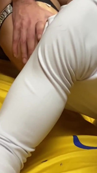 Sexy brunetka dostala ptáka 1