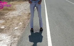 The first time !! Jeans piss, jeans shower and a wet orgasm ...