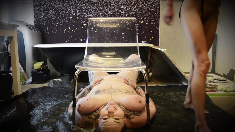 Bambi_beauty1: Người chơi đi tiểu