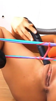 Homemade Cleaning Maid's Pussy with Vaccum Machine