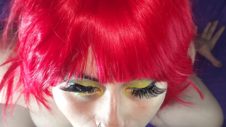 DherlyDoll: Drăguța mea fiică vitregă adoră să-mi sugă pula și să-mi înghită sperma...