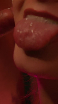Awek sempurna membuatkannya pancut dua kali - blowjob deepthroat selamba Asmr