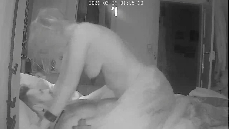 KittieNoOne: 나는 여러 오르가즘을 가지고