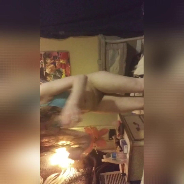 CreamMariePie89: 欲求不満の妻が夫の親友に抱かれる