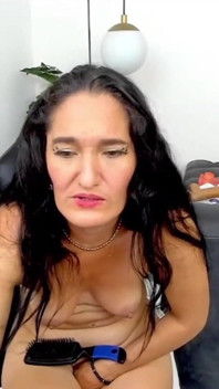 Mature Masturbates When She's Alone in the Room