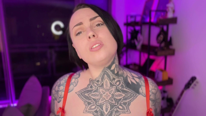 Miss Valentina: Fantezia șantajului fostei iubite