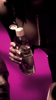 4 scény - děvka milfka - 3