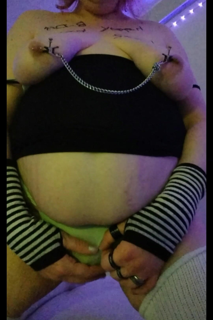 Princess Udders: Memeler klipler karalamalar ve güç