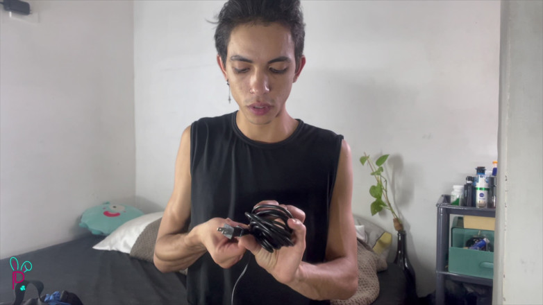 Isak pervert: จัดผมแล้วก็โชว์น้ํารักทั่วทั้งตัว