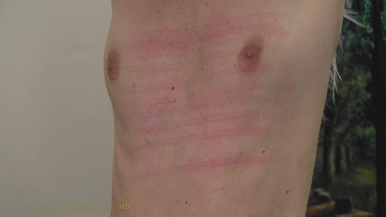 The Spanking Machine: Mesin Pukulan Sissi7 - Sebatan Payudara