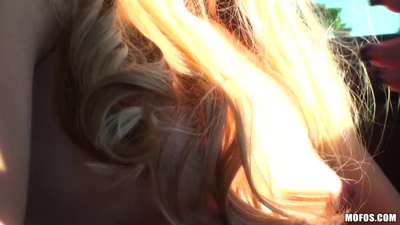 She's a Freak: O bir ucube - Olivia yağ değişikliğine gidiyordu ama kendini yağlıyor