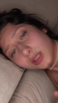 Lola Bredly, bombasse à forte poitrine, se fait enculer intensément par un mec sexy